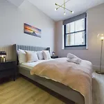 Classy 2Bedroom City Centre Apt